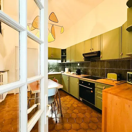 Le Balcon De Therese Apartment